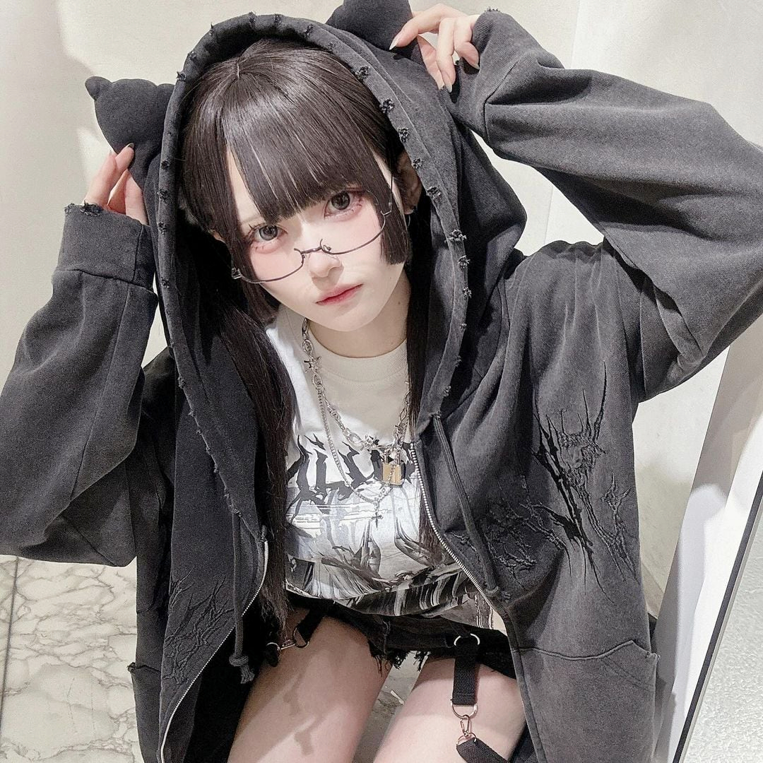NEW ARRIVAL ▶︎▶︎▶︎ネコ耳ピグメントZIPパーカー 】 – Ayura Co