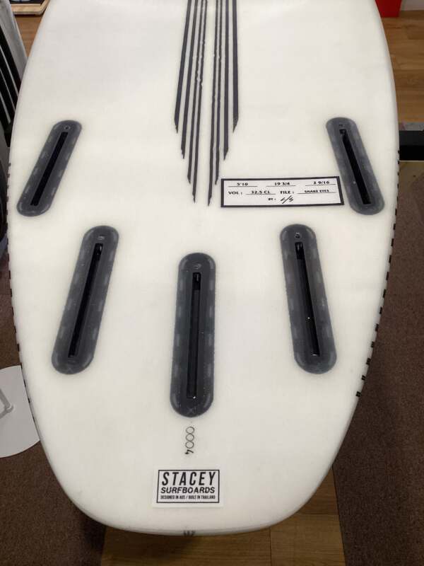 STACEY】SNAKE EYES 5'10 | ムラサキスポーツの中古バリューサーフボード