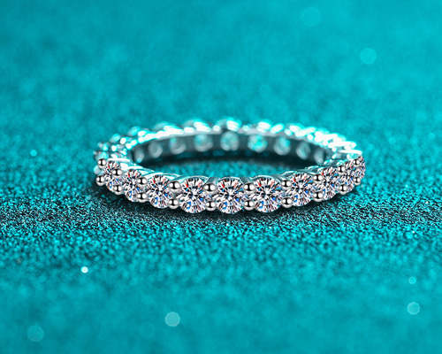 超豪華エタニティリングモアサナイトダイヤモンリング【受注製作