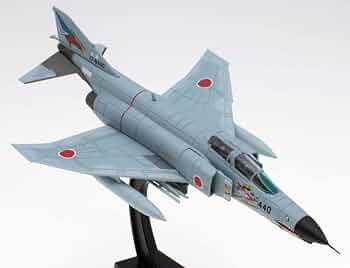 Amazon.com: F-4EJ (F-4) Kai Phantom II - Japan - JASDF 1/100 Scale