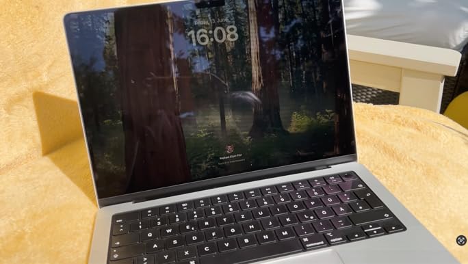 Amazon.com: Apple 2024 MacBook Pro with Apple M4 Pro Chip (14-inch