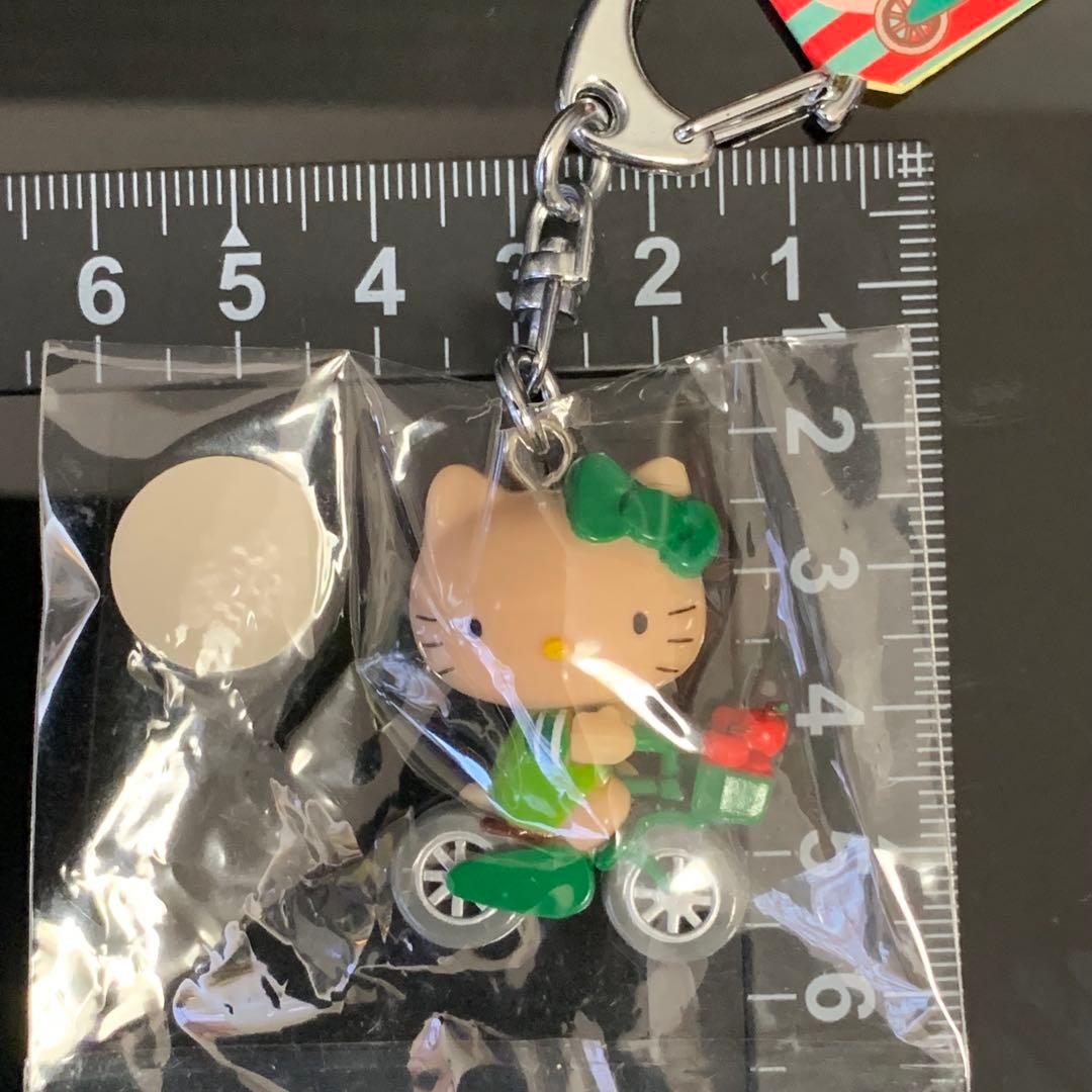 た*ぽ様 《当時物レア》⭐︎HELLO KITTYハローキティ 自転車キーホルダ